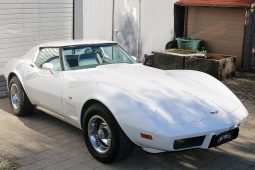 Chevrolet Corvette 1977 weiß voll