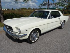 Ford Mustang Coupe 1966 weiß