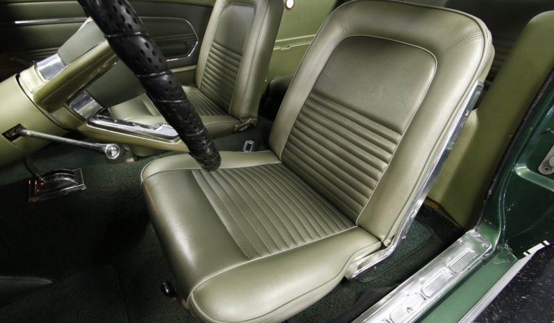 Ford Mustang GTA Fastback BJ 1967 gruen-weiss voll