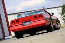 Chevrolet Corvette C4 BJ 1984 Targa Rot voll