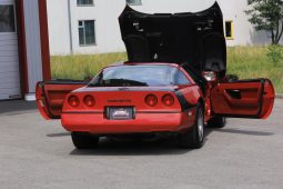 Chevrolet Corvette C4 BJ 1984 Targa Rot voll