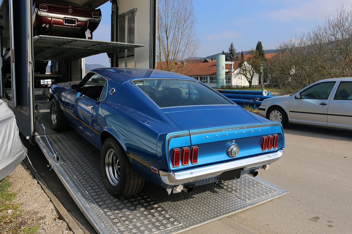 OldtimerTransport NR Classic Car Collection Stuttgart