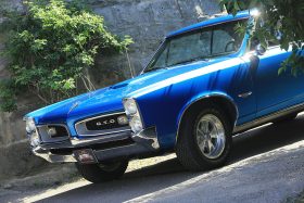 Pontiac GTO 1966 blau/Schwarz
