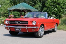 Ford Mustang Cabrio BJ 1965 aussen Rot innen Beige