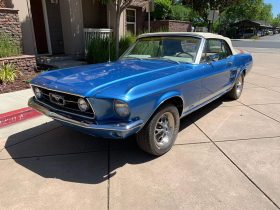 Ford Mustang Convertible BJ 1968 Blau/Beige