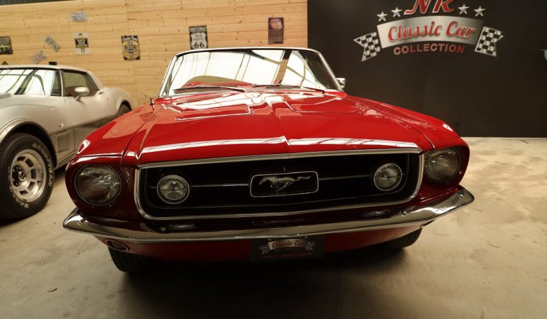 1967 Ford Mustang Double Red voll