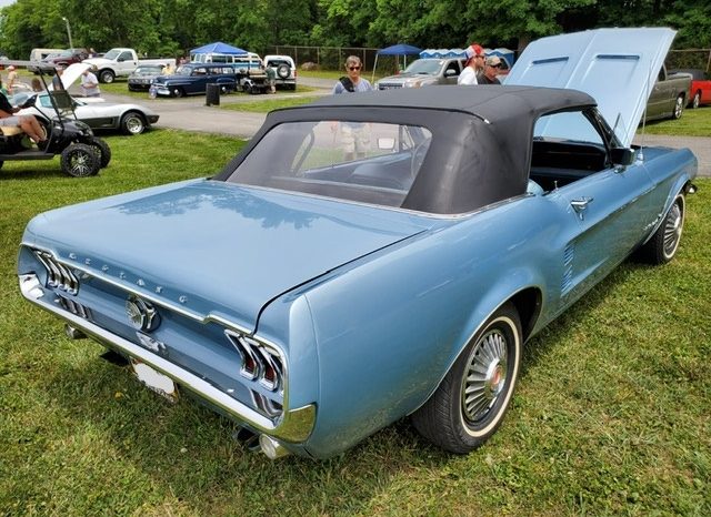 Ford Mustang Cabrio BJ 1967 Blau voll