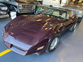 Chevrolet Corvette C3 BJ. 1982 Burgundy