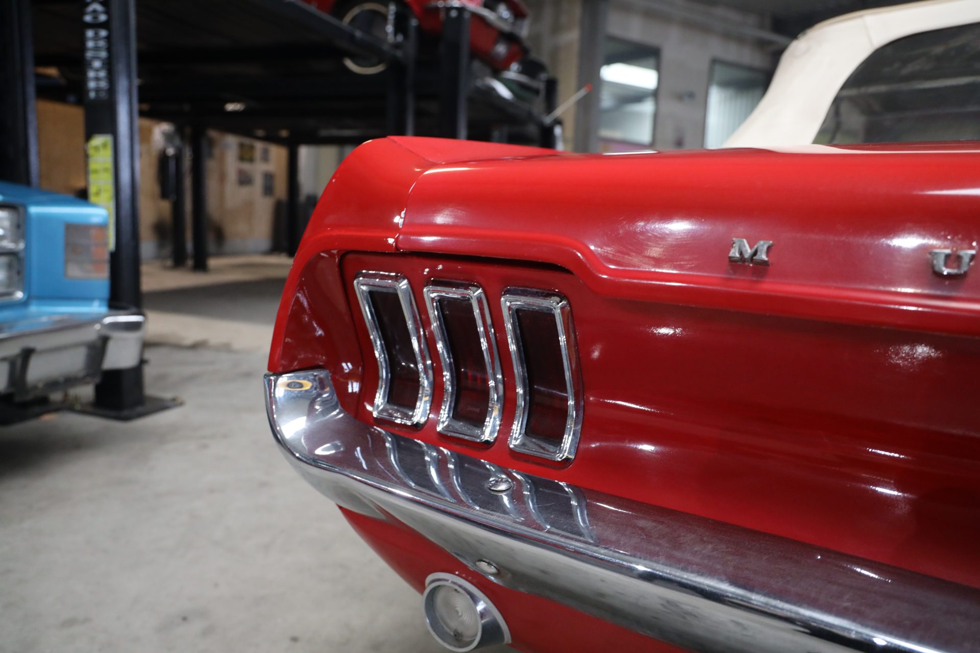 1967 Ford Mustang Cabrio Rot/Rot NR Stuttgart | Classic Collection Car