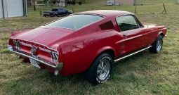 1967 Ford Mustang Fastback Rot/Schwarz