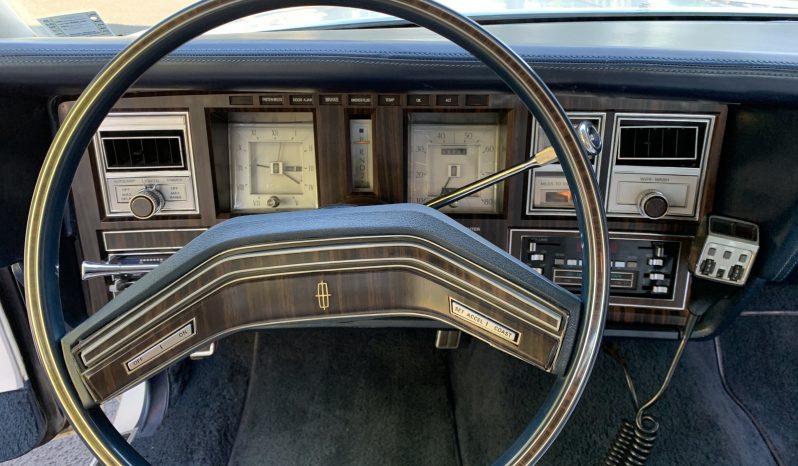 1979 Lincoln Mark V Luxury Collectors Series Weiss/Weiss voll