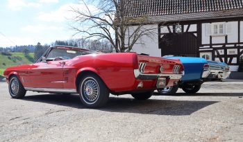 1967 Ford Mustang Cabrio Rot/Rot voll