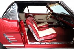 Ford Mustang Cabrio BJ 1966 Rot/Rot voll