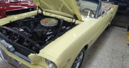 1966 Ford Mustang Cabriolet Gelb/Hellbeige