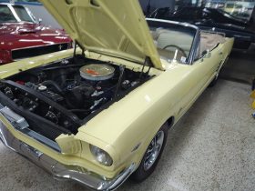 1966 Ford Mustang Cabriolet Gelb/Hellbeige