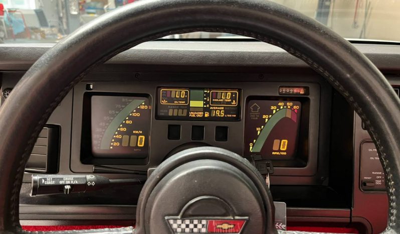 Chevrolet Corvette Cabrio C4 BJ 1989 Weiss/Rot voll