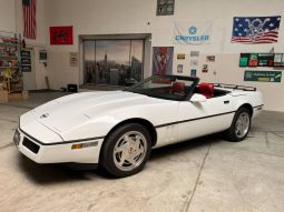 Chevrolet Corvette Cabrio C4 BJ 1989 Weiss/Rot