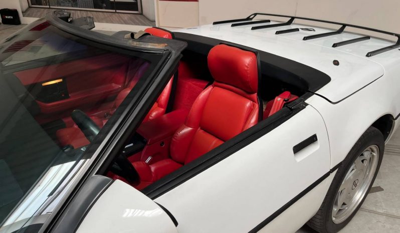 Chevrolet Corvette Cabrio C4 BJ 1989 Weiss/Rot voll