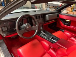 Chevrolet Corvette Cabrio C4 BJ 1989 Weiss/Rot voll