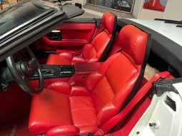 Chevrolet Corvette Cabrio C4 BJ 1989 Weiss/Rot voll