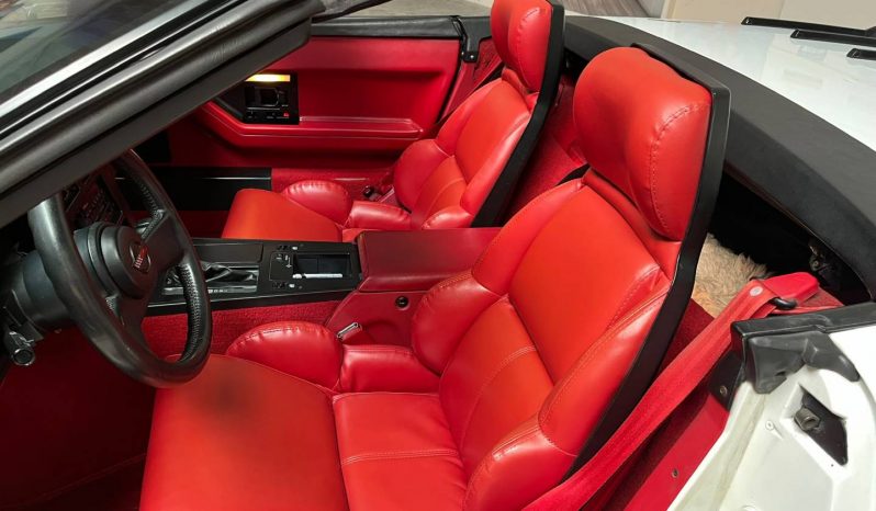 Chevrolet Corvette Cabrio C4 BJ 1989 Weiss/Rot voll