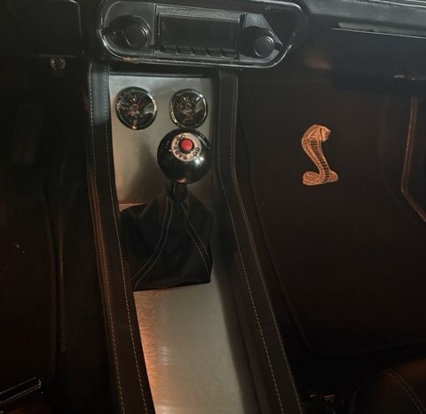 Eleanor Shelby GT500 BJ 1968 Schwarz/Schwarz voll