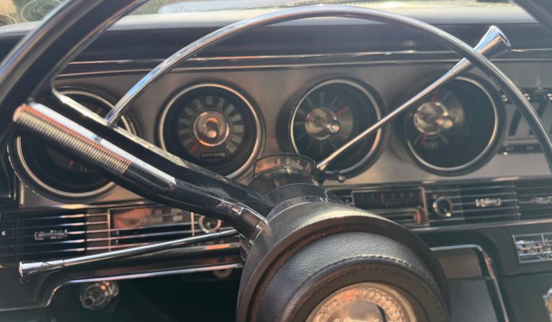 Ford Thunderbird BJ 1967 Dunkelgruen/Schwarz voll