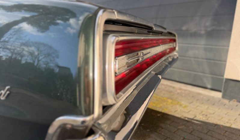 Ford Thunderbird BJ 1967 Dunkelgruen/Schwarz voll