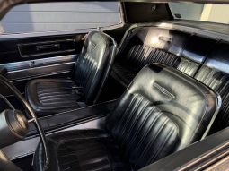 Ford Thunderbird BJ 1967 Dunkelgruen/Schwarz voll