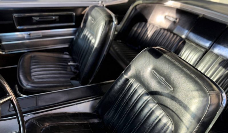 Ford Thunderbird BJ 1967 Dunkelgruen/Schwarz voll