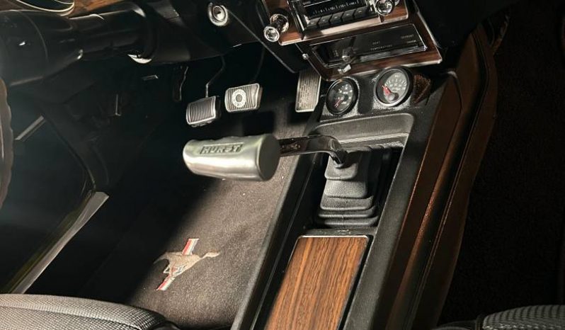 Mach 1 Ford Mustang BJ 1968 Gelb/Schwarz voll