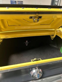 Mach 1 Ford Mustang BJ 1968 Gelb/Schwarz voll