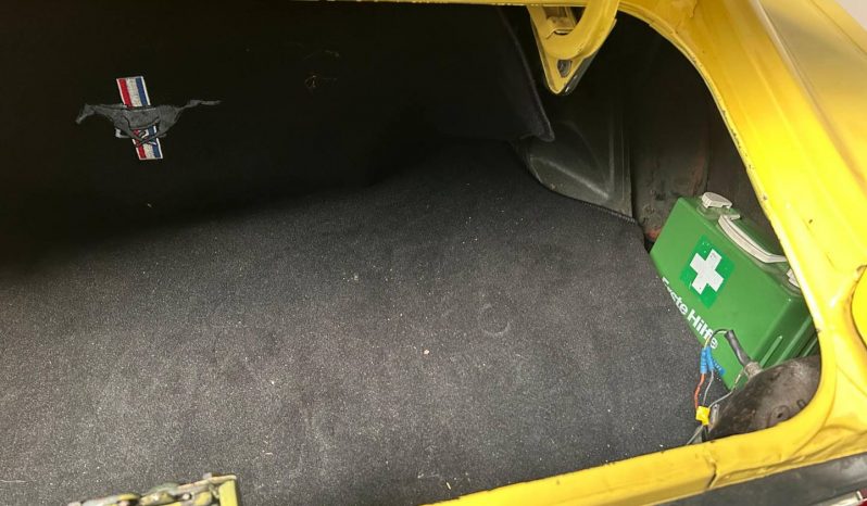 Mach 1 Ford Mustang BJ 1968 Gelb/Schwarz voll