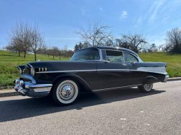 CHEVROLET BEL AIR 1957 voll