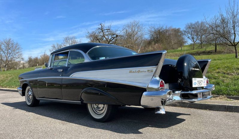 CHEVROLET BEL AIR 1957 voll