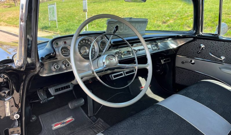 CHEVROLET BEL AIR 1957 voll