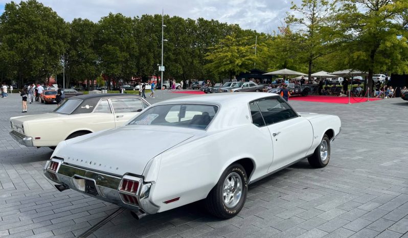 OLDSMOBILE CUTLASS 1972 voll