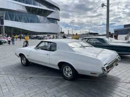OLDSMOBILE CUTLASS 1972 voll