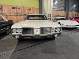 OLDSMOBILE CUTLASS 1972 voll