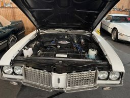 OLDSMOBILE CUTLASS 1972 voll