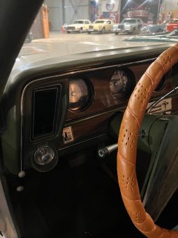 OLDSMOBILE CUTLASS 1972 voll