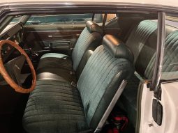 OLDSMOBILE CUTLASS 1972 voll