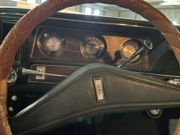 OLDSMOBILE CUTLASS 1972 voll
