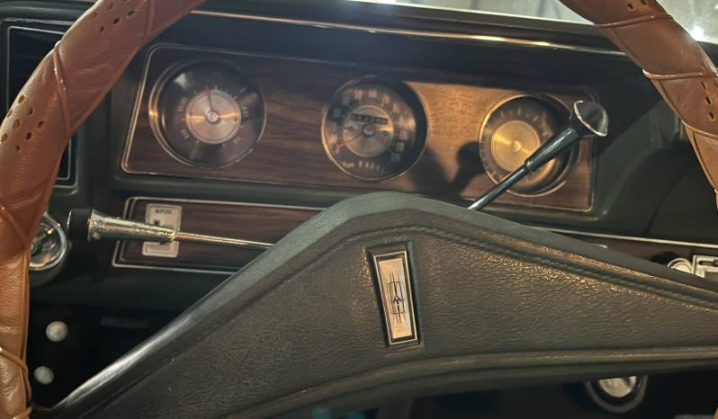 OLDSMOBILE CUTLASS 1972 voll