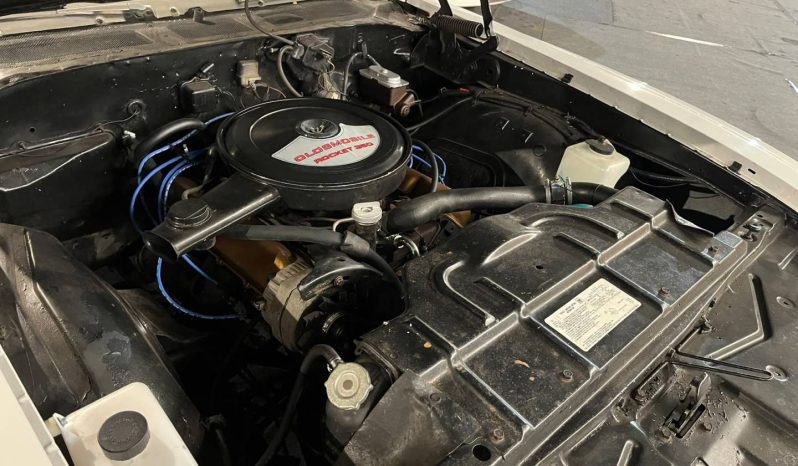OLDSMOBILE CUTLASS 1972 voll