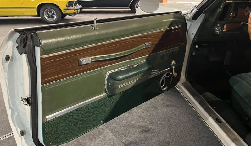 OLDSMOBILE CUTLASS 1972 voll