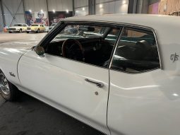 OLDSMOBILE CUTLASS 1972 voll