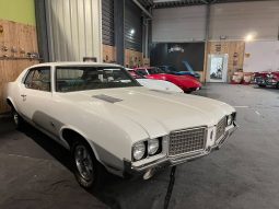 OLDSMOBILE CUTLASS 1972 voll