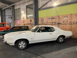 OLDSMOBILE CUTLASS 1972 voll